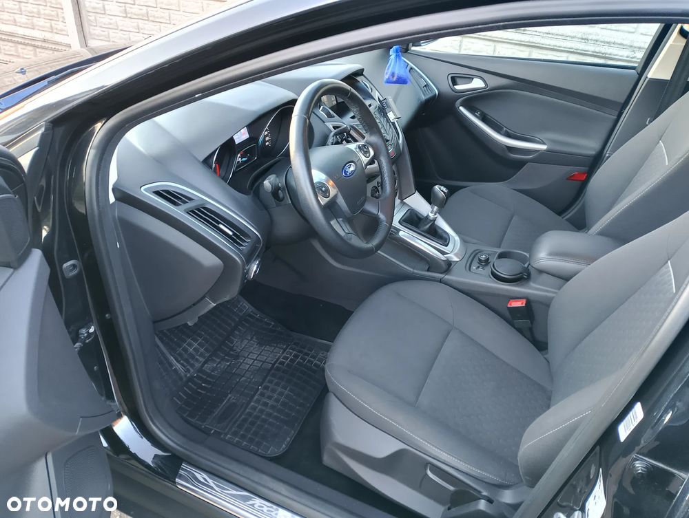 Ford Focus - 13