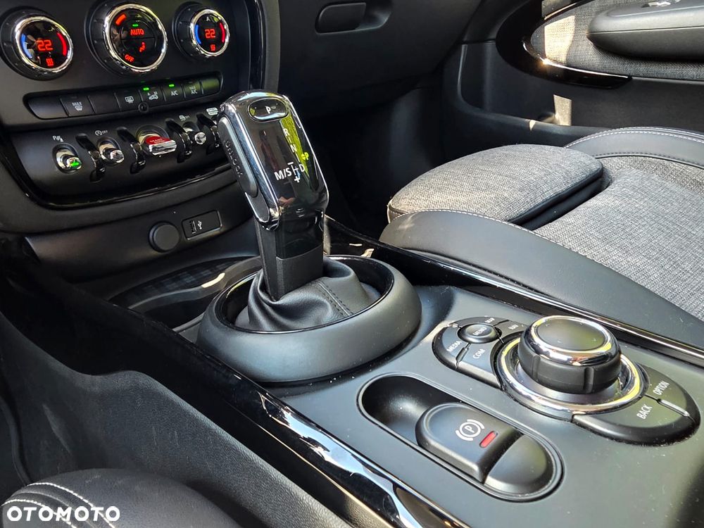 MINI Clubman - 16