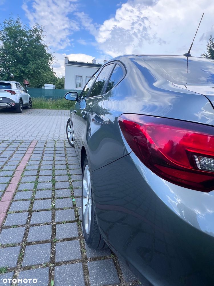 Opel Astra - 6