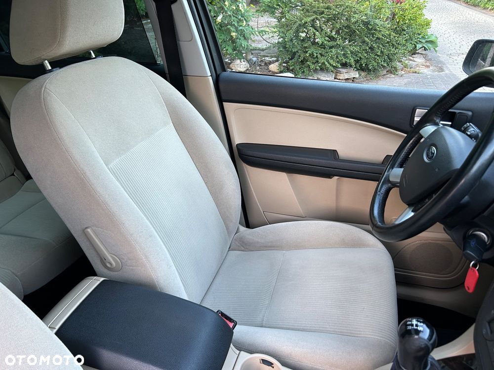 Ford Focus C-Max 1.8 Ghia - 34