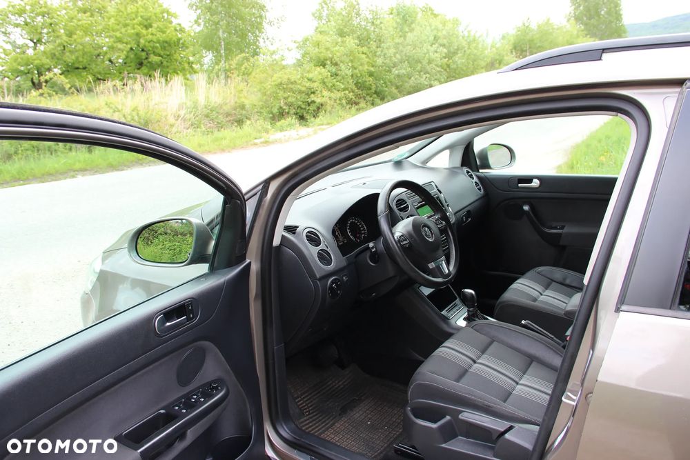 Volkswagen Golf Plus 1.6 TDI DPF DSG MATCH - 10