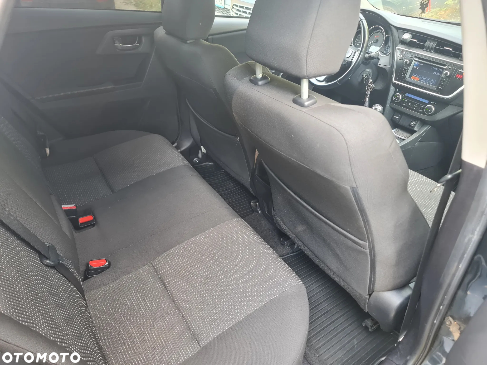 Toyota Auris 1.33 Dual-VVT-i Touring Sports - 20