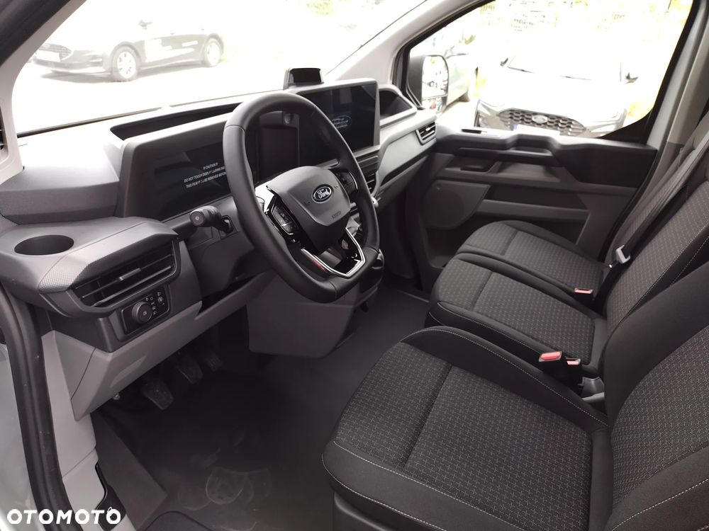 Ford Transit Custom V710 - 4