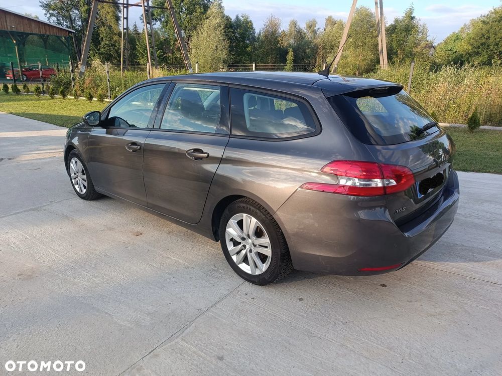Peugeot 308 - 6