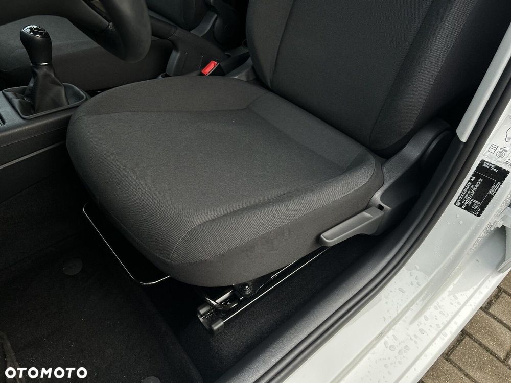 Volkswagen up! 1.0 move - 13