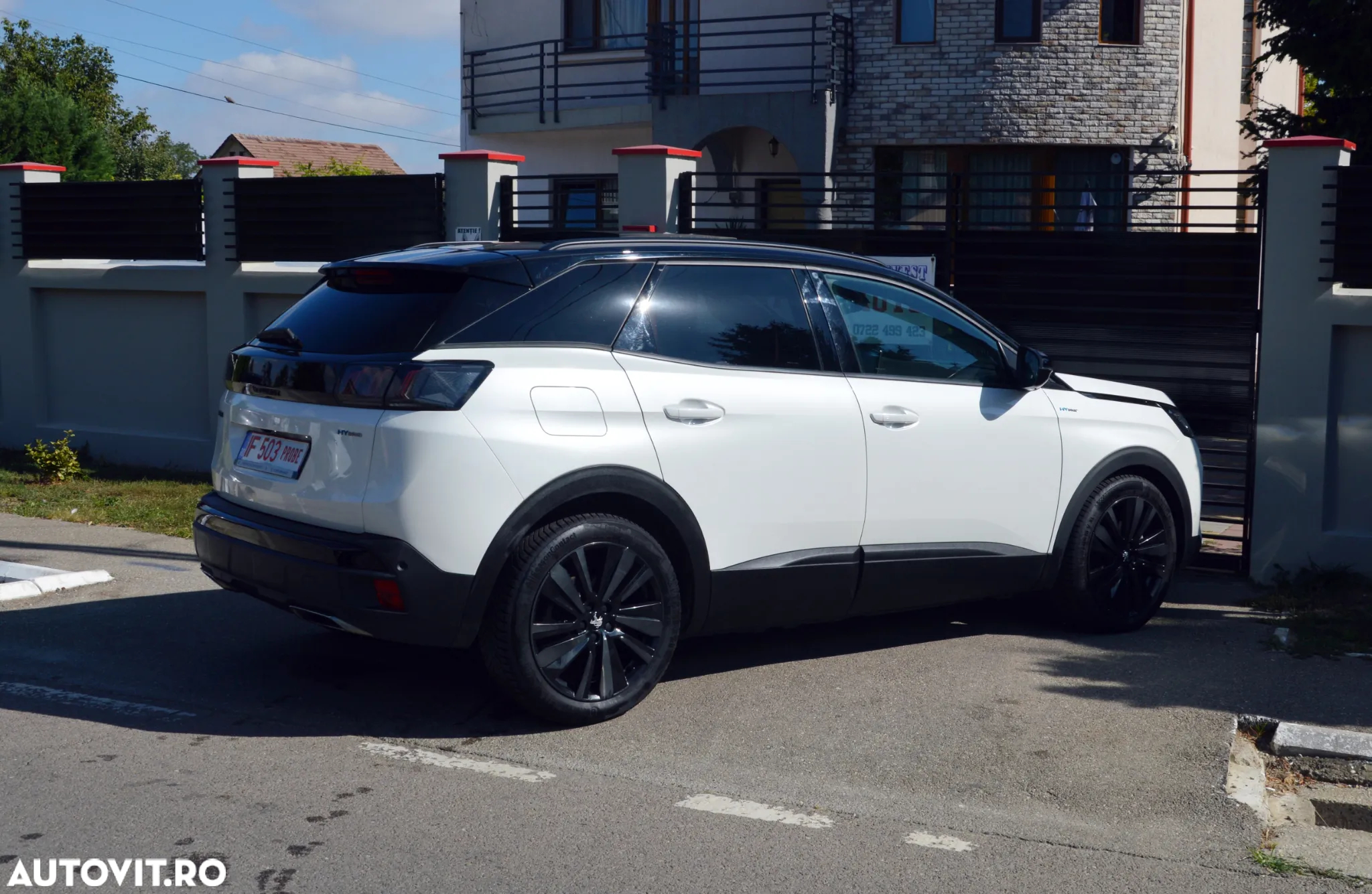 Peugeot 3008 Plug-In Hybrid 225 e-EAT8 GT - 37