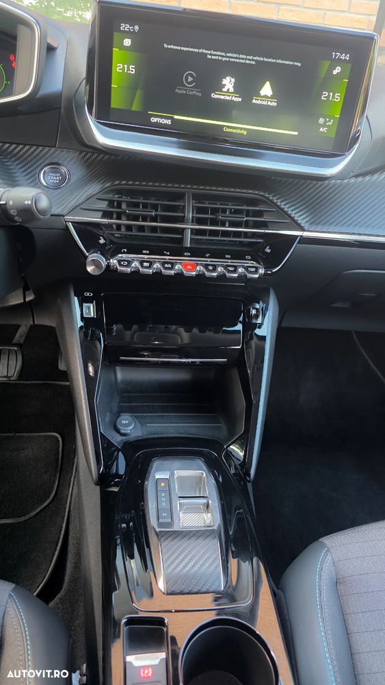 Peugeot 2008 1.5 BlueHDI STT EAT8 Allure - 8