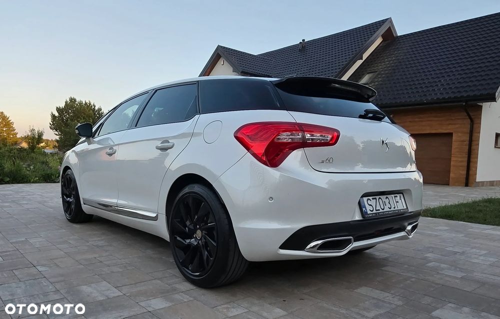 DS Automobiles DS 5 - 8
