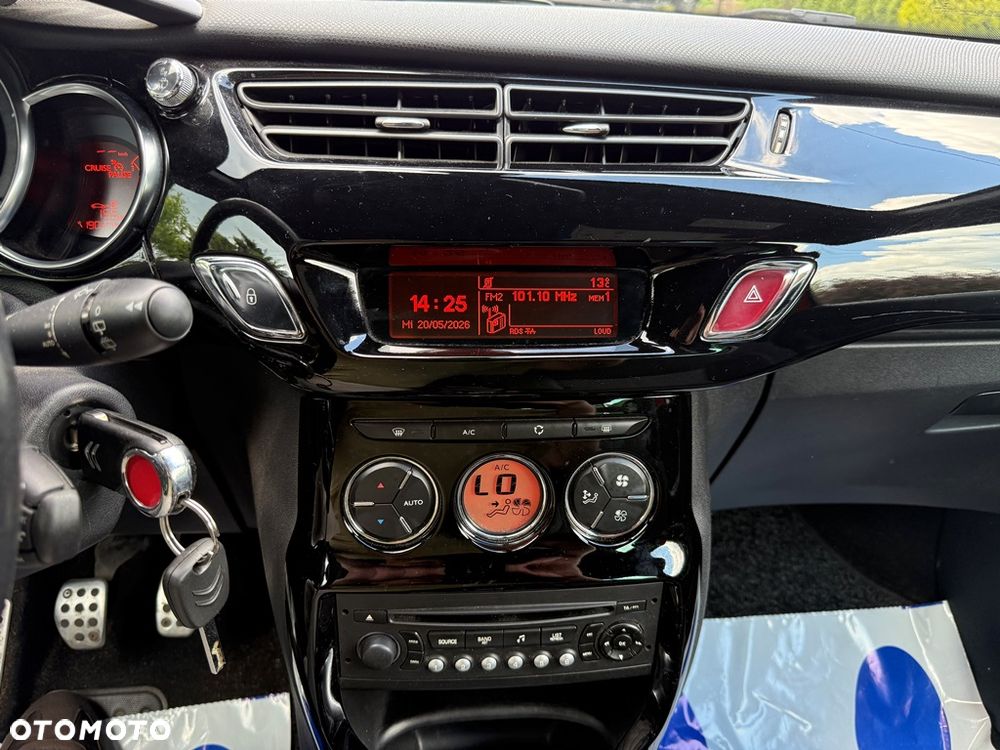 Citroën DS3 VTi 120 Opera Blue - 24