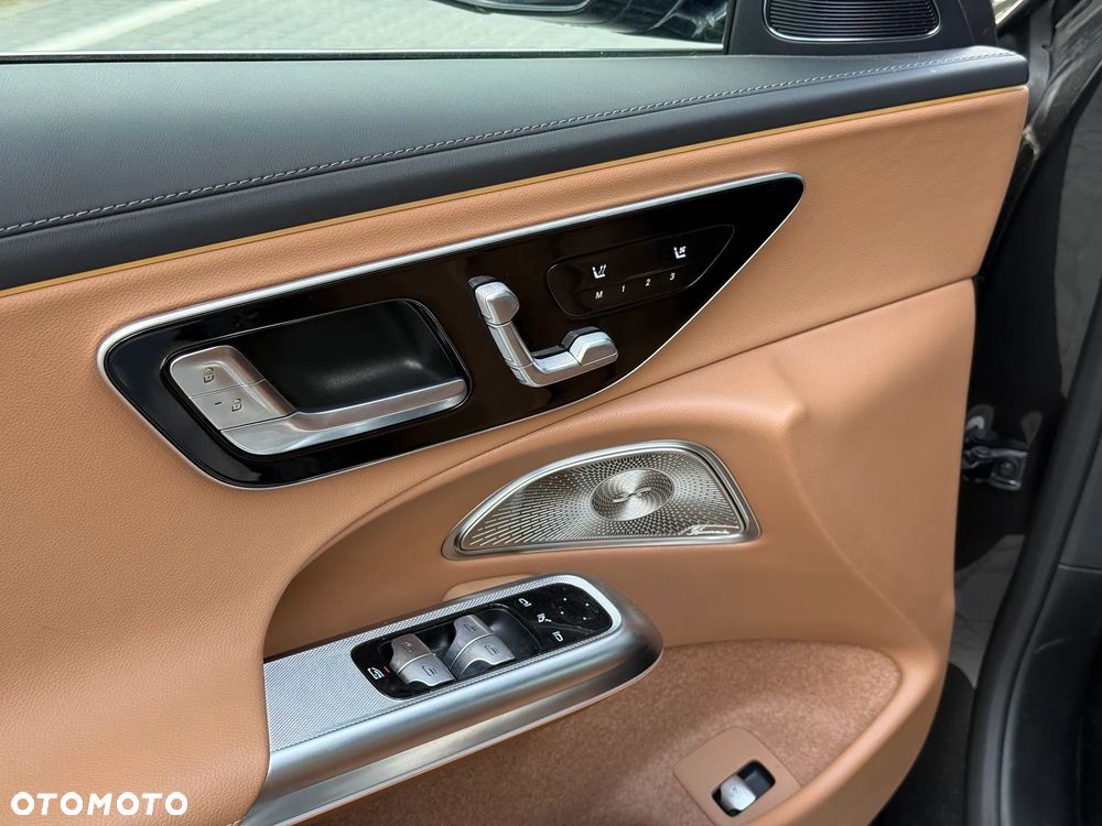 Mercedes-Benz Klasa E 300 de PHEV 4-Matic Exclusive 9G-Tronic - 12