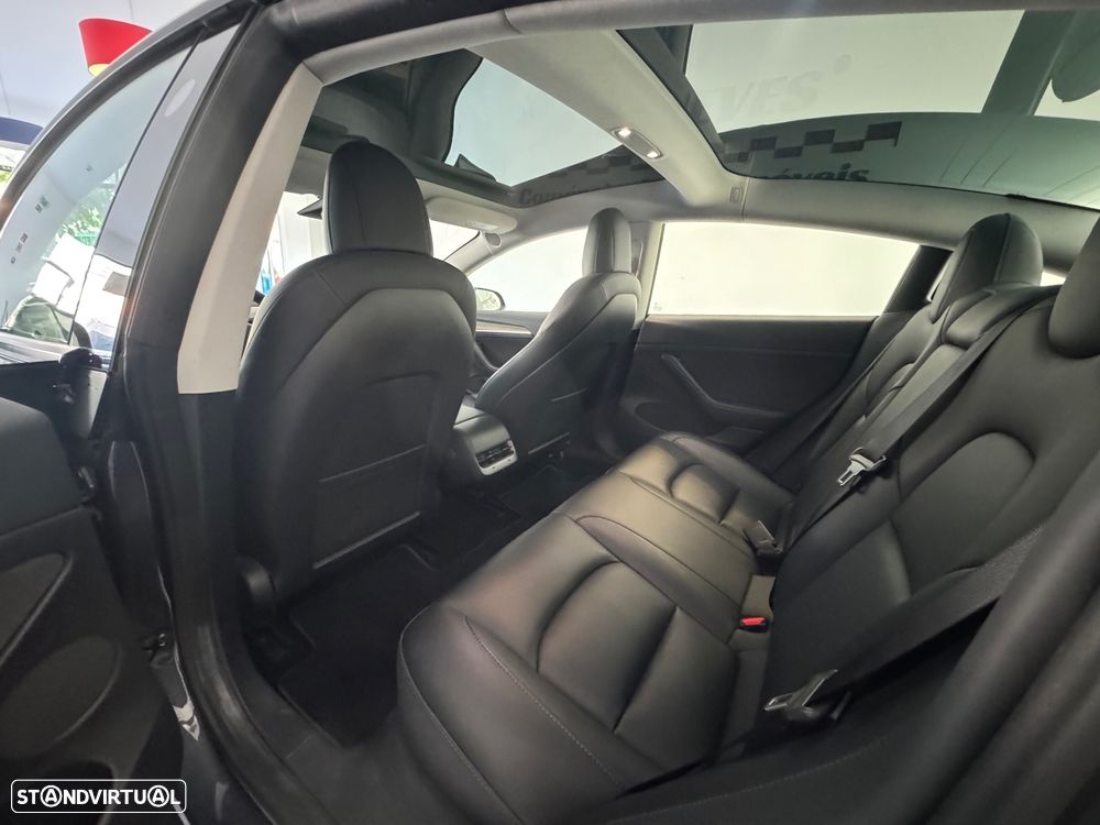 Tesla Model 3 Long Range Tração Traseira - 21