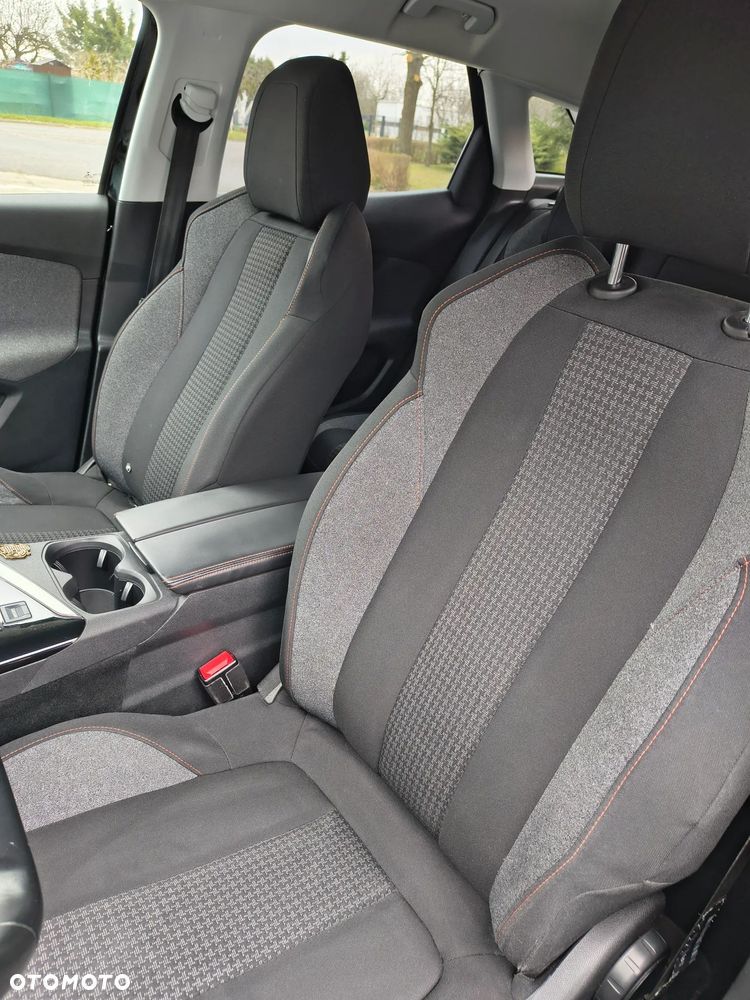 Peugeot 3008 1.6 BlueHDi Active S&S EAT6 - 9