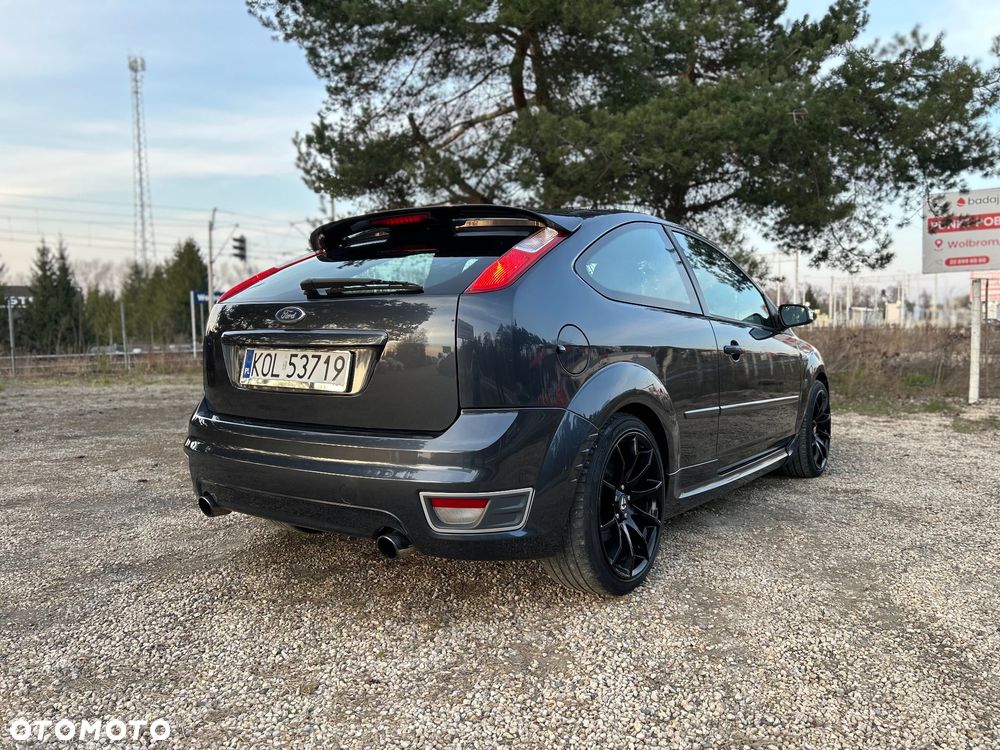 Ford Focus ST - 6