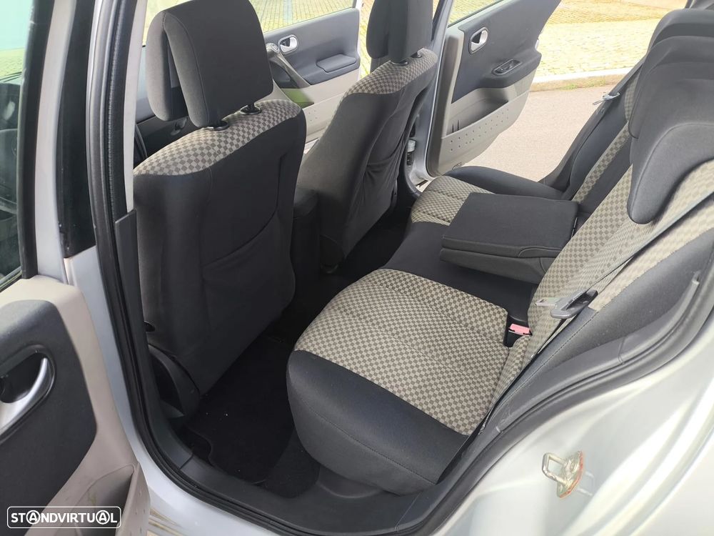 Renault Mégane 1.5 dCi Confort - 20