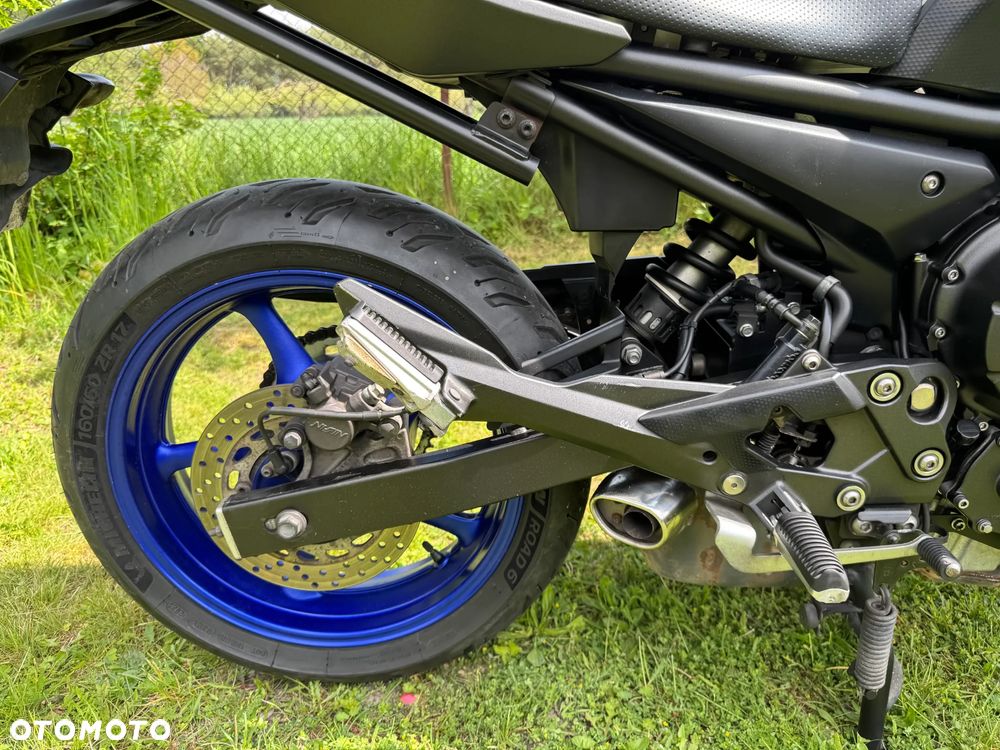 Yamaha XJ - 37