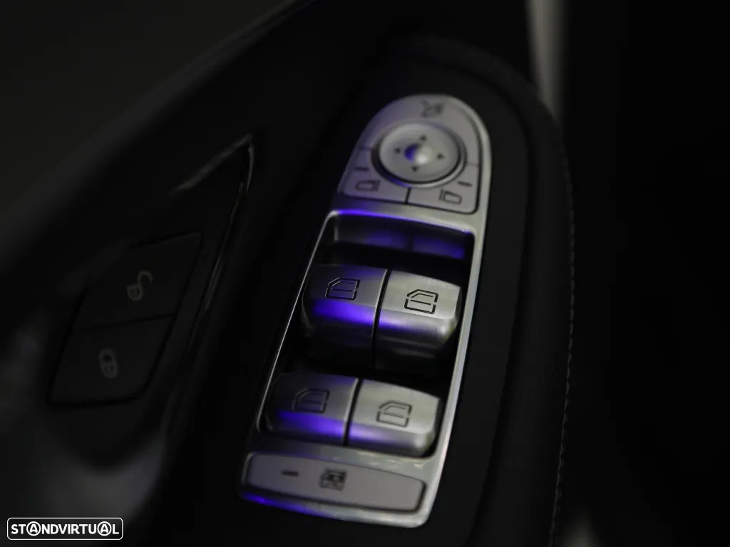 Mercedes-Benz C 300 e Avantgarde - 19