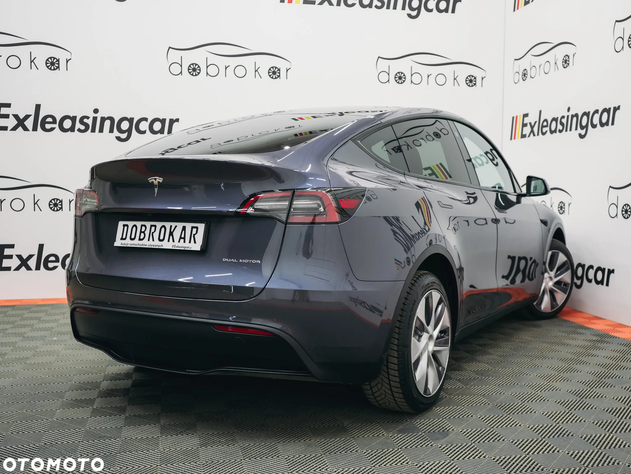 Tesla Y Model Long Range Dual Motor AWD - 13