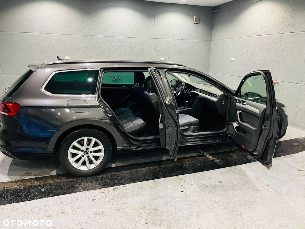 Volkswagen Passat Variant 1.5 TSI EVO Business DSG - 8