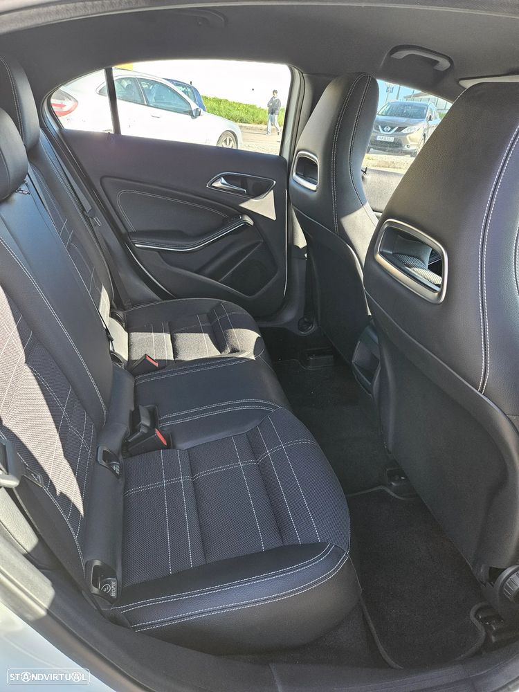 Mercedes-Benz A 180 CDI BE Edition Urban - 6