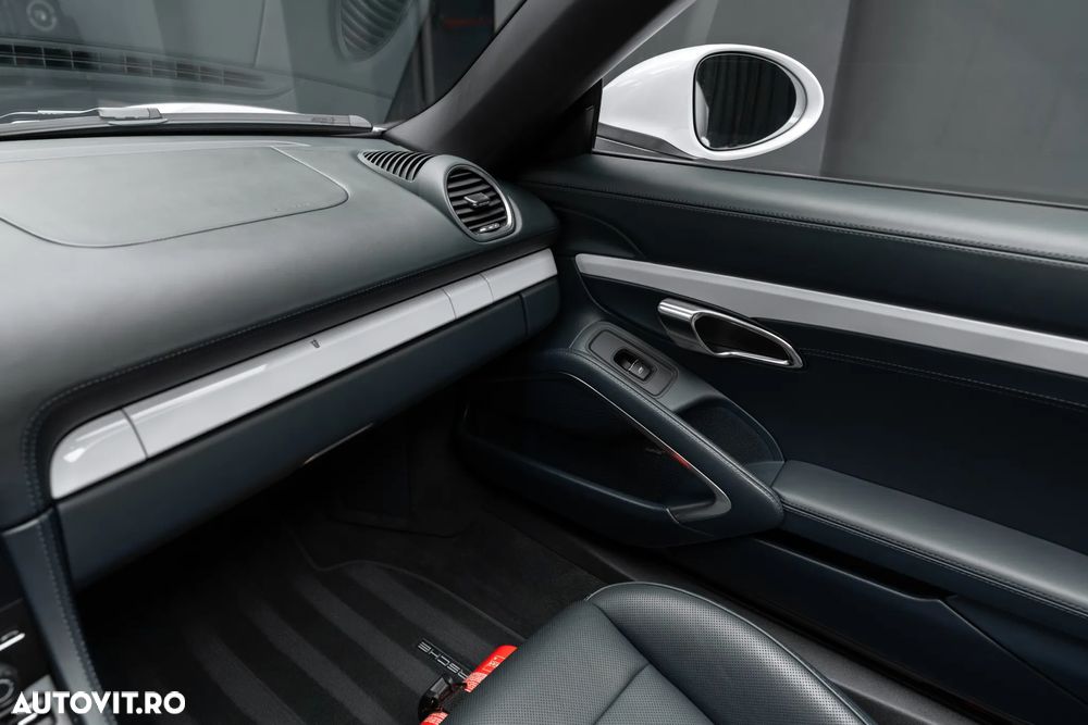 Porsche Boxster 718 PDK - 16