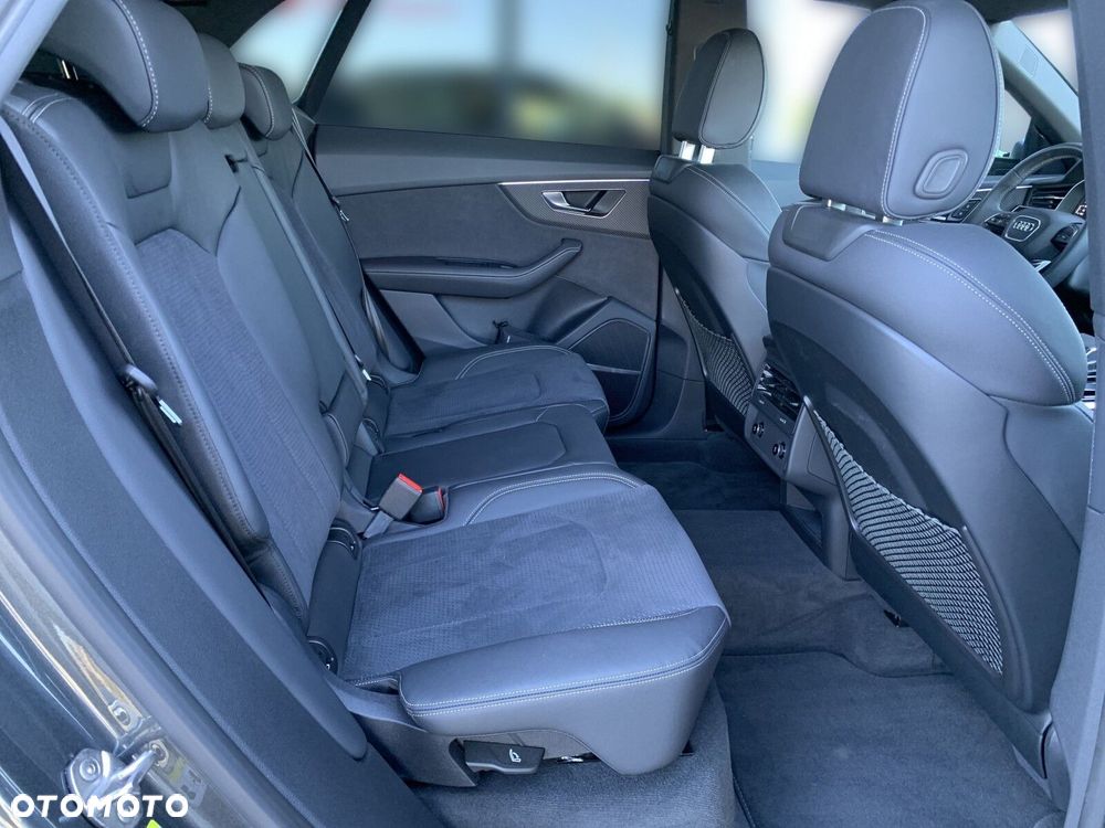 Audi Q8 - 19