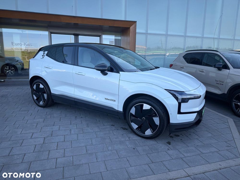 Volvo EX30 69kWh Twin Motor Ultra - 8