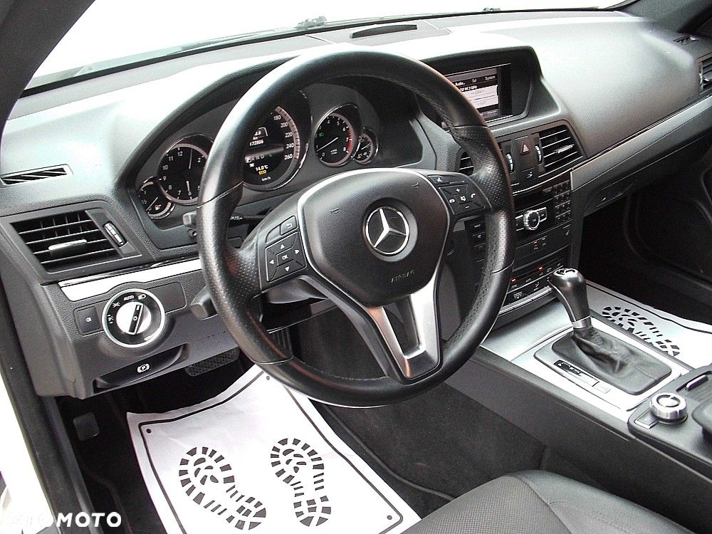 Mercedes-Benz Klasa E 200 CGI BlueEFFICIENCY Automatik Avantgarde - 18