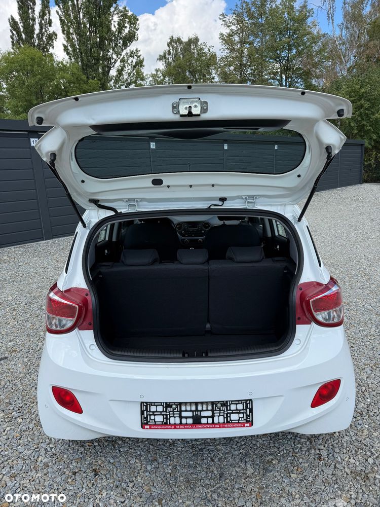 Hyundai i10 1.0 BlueDrive Go - 16