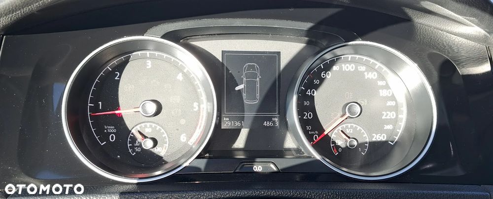 Volkswagen Golf 2.0 TDI BlueMotion Technology Highline - 13