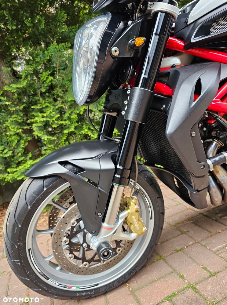 MV AGUSTA Brutale - 11