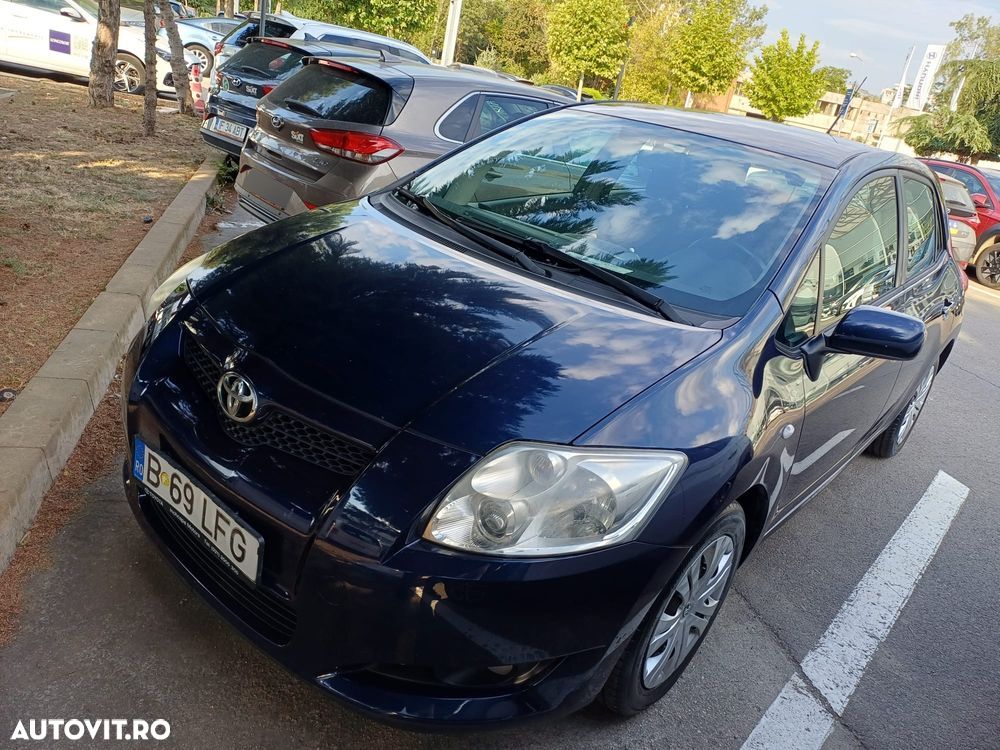 Toyota Auris - 1