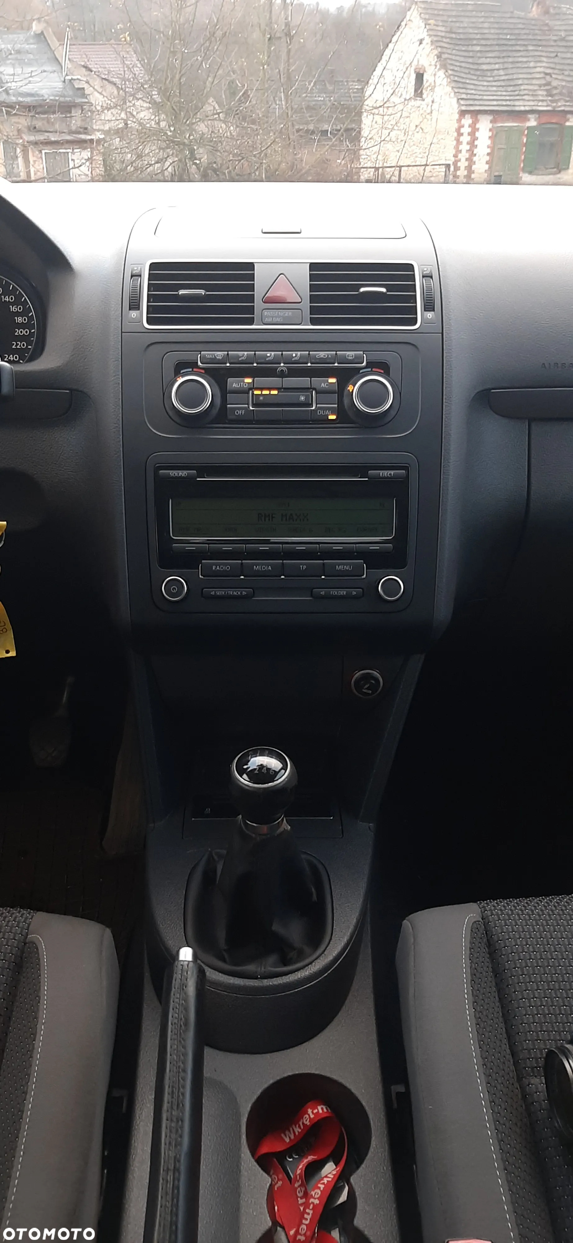 Volkswagen Touran 1.6 TDI DPF BlueMot Comfortline - 15
