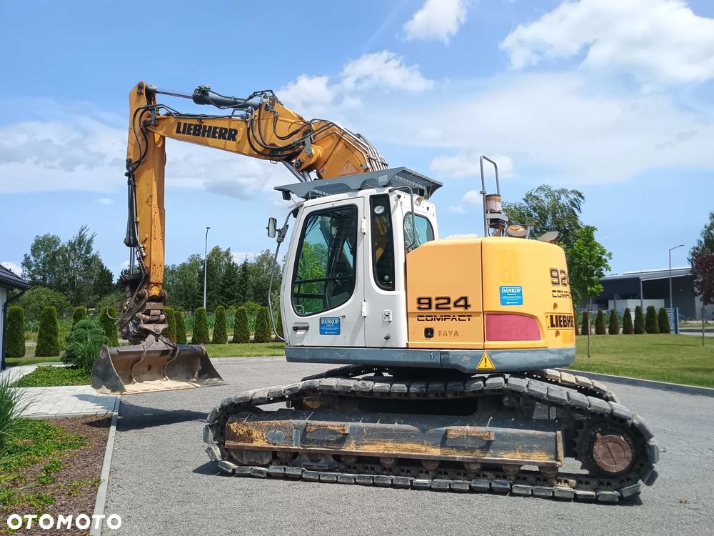 Liebherr R924 COMPACT LITRONIC - 4