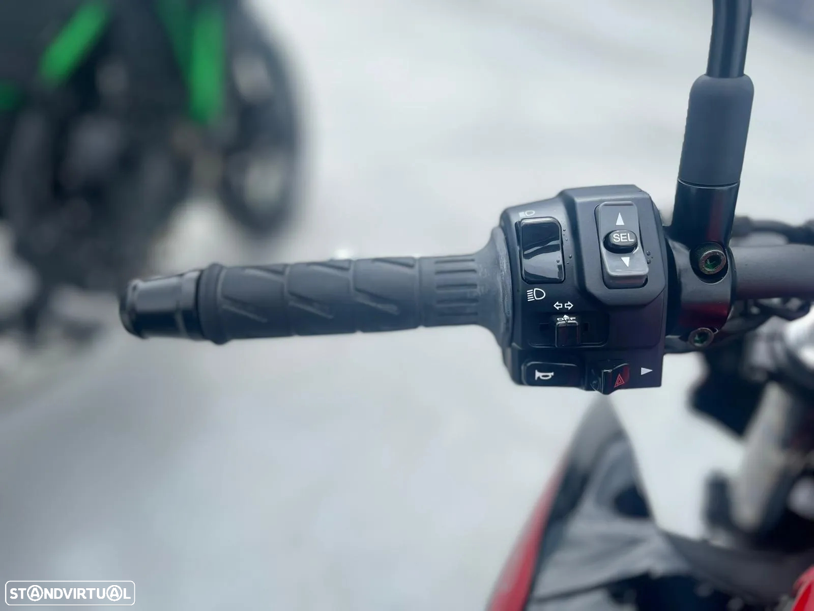 Kawasaki Z 650 (CAMPANHA DE VERÃO) - 25