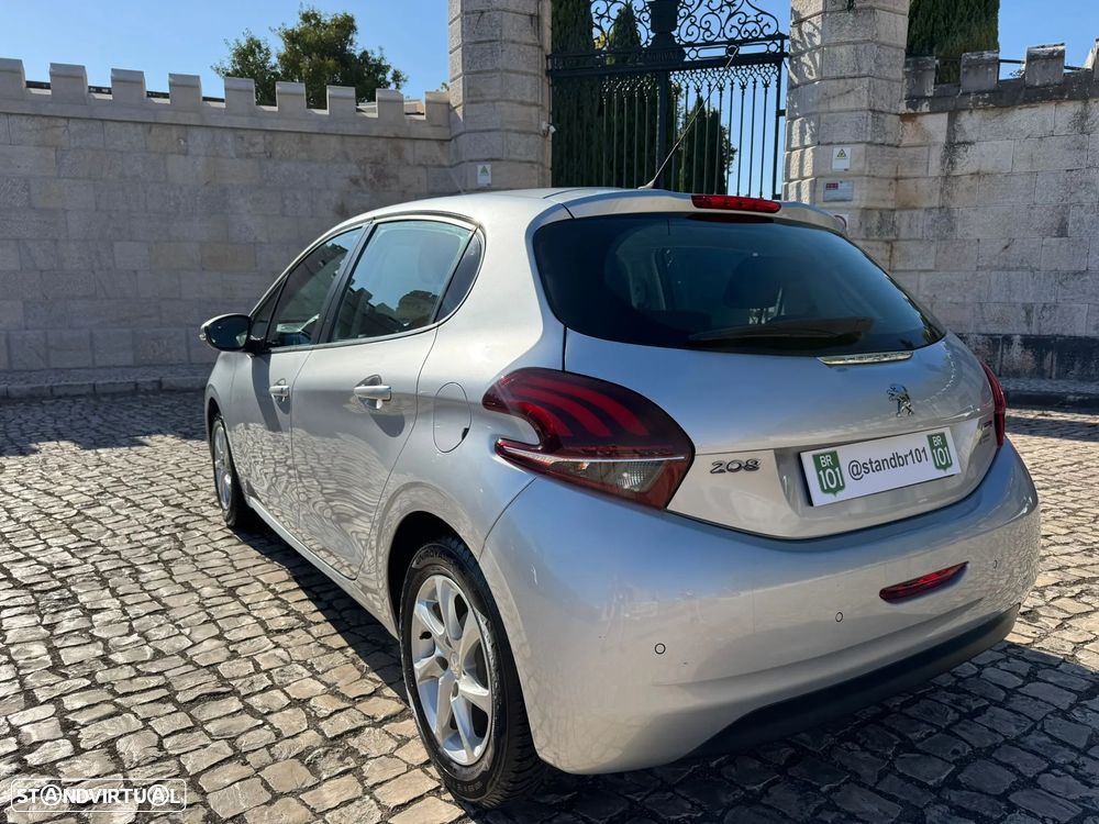 Peugeot 208 1.2 PureTech Active - 11