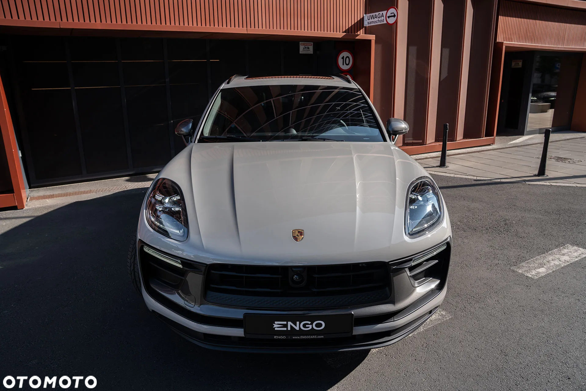 Porsche Macan T - 8