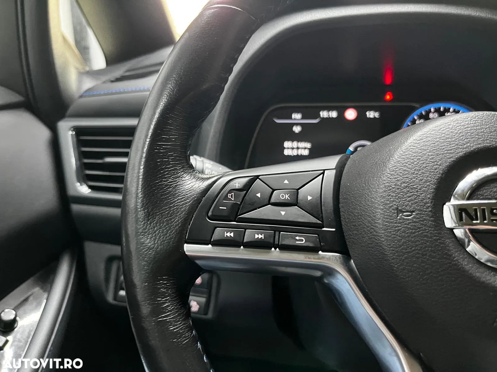 Nissan LEAF Tekna - 13