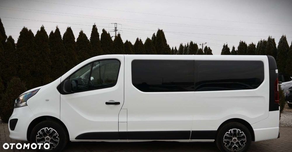 Opel Vivaro - 10