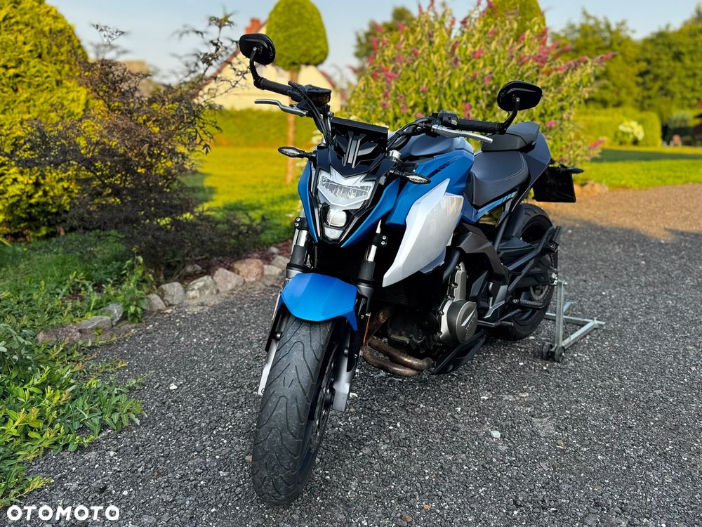CFMoto 650 MT - 13
