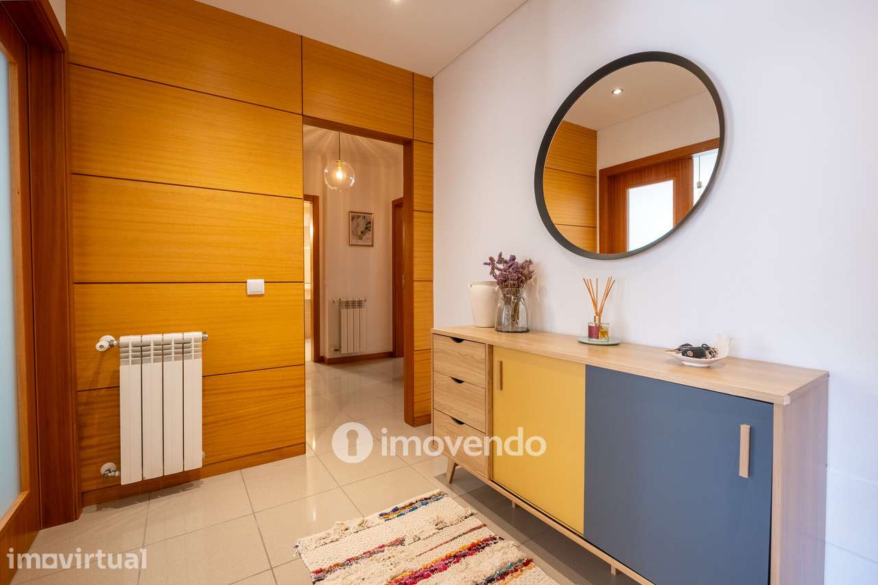 Apartamento T2 moderno, com garagem e terraço, em Condeixa-a-Nova - Grande imagem: 2/37