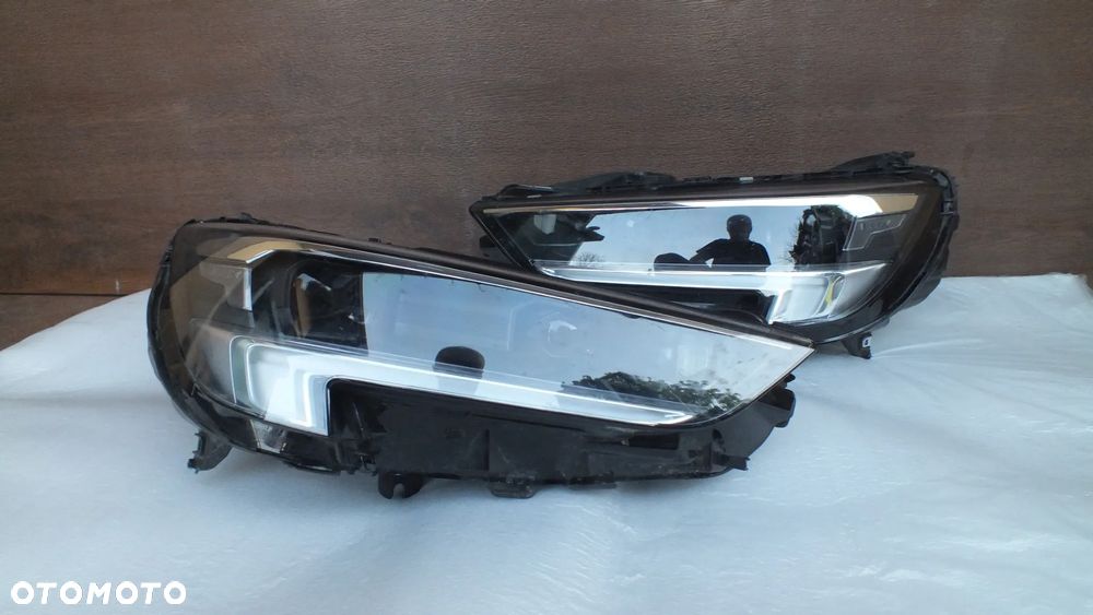 Lampa przednia prawa lewa Opel Insignia B ILUX Led - 1