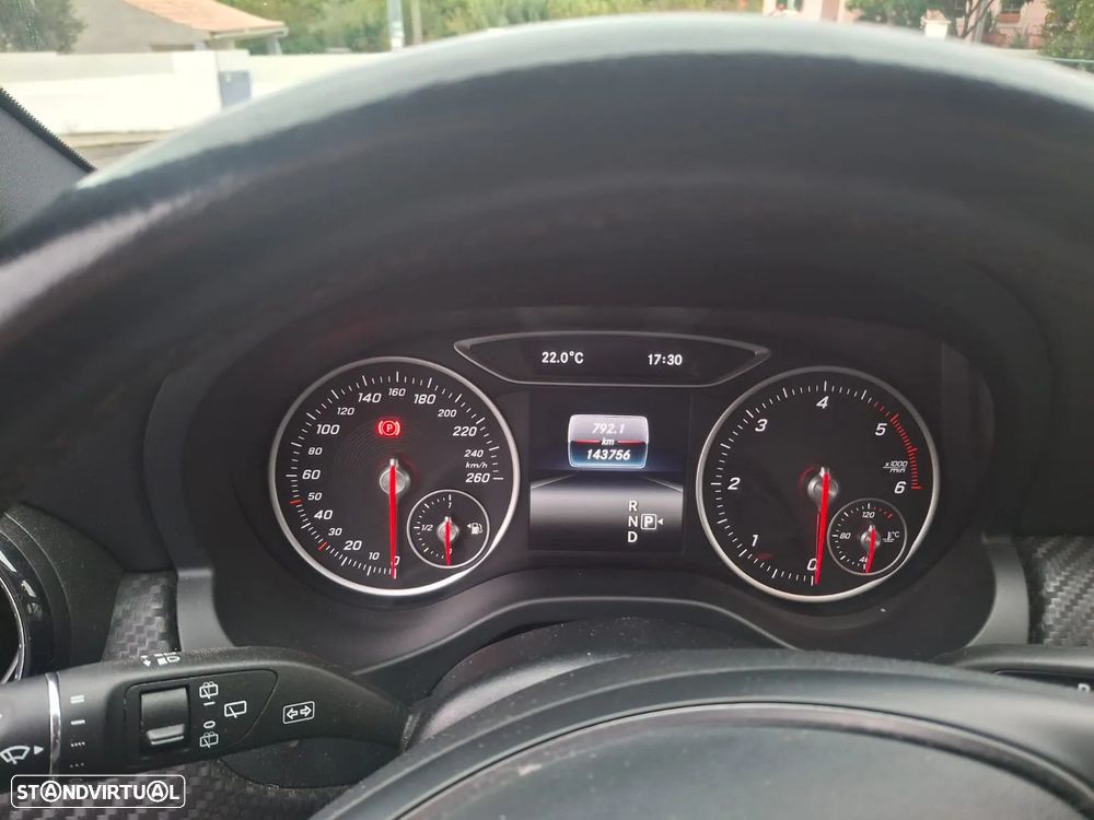 Mercedes-Benz GLA 200 CDi Urban Aut. - 8
