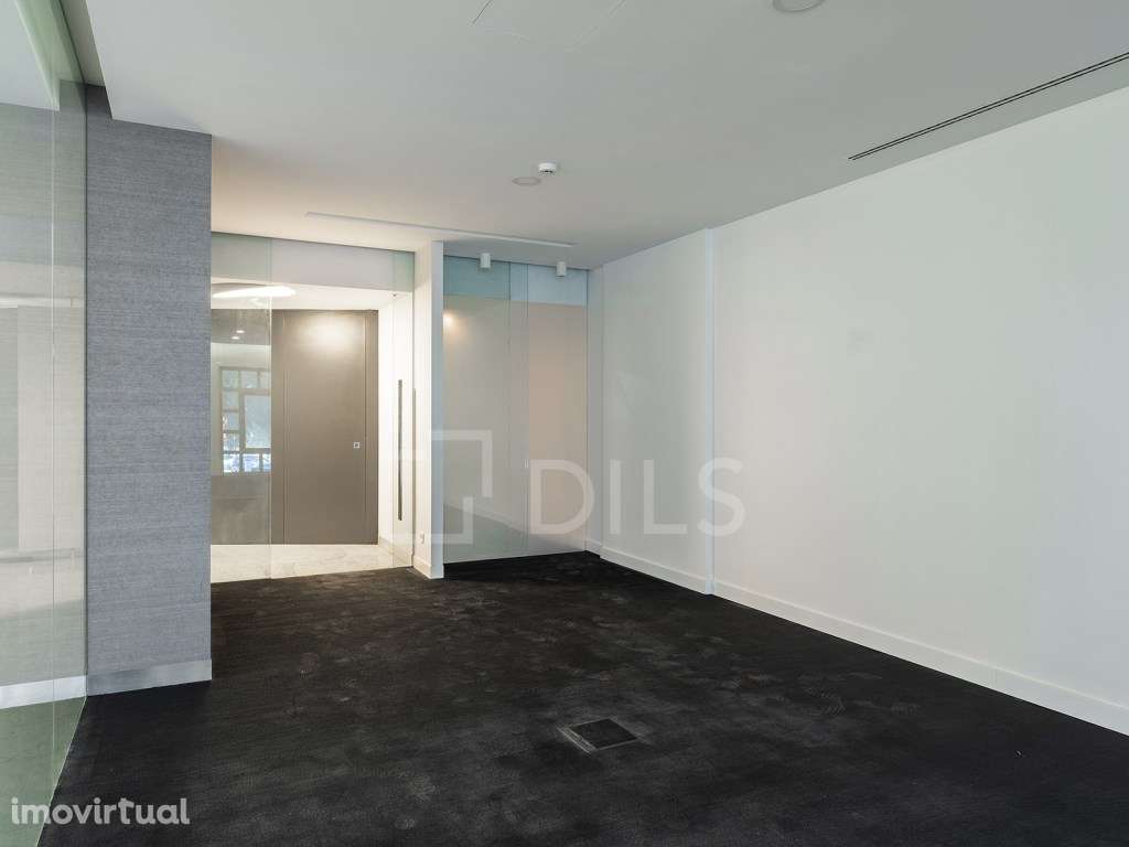 Loja para venda no edifício Ecran, no Parque das Nações - Grande imagem: 4/20