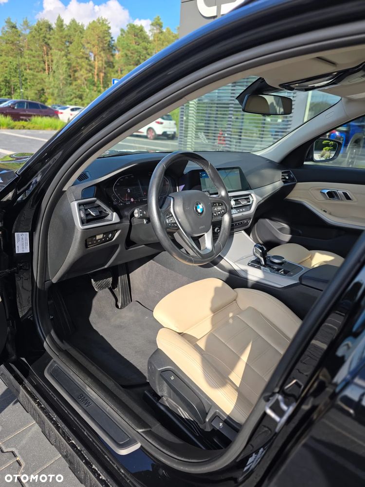 BMW Seria 3 - 27