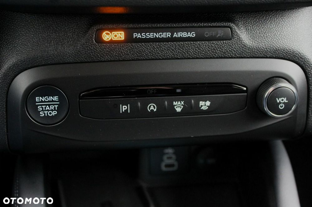 Ford Focus 1.5 EcoBlue STart-Stopp-System TITANIUM X - 20