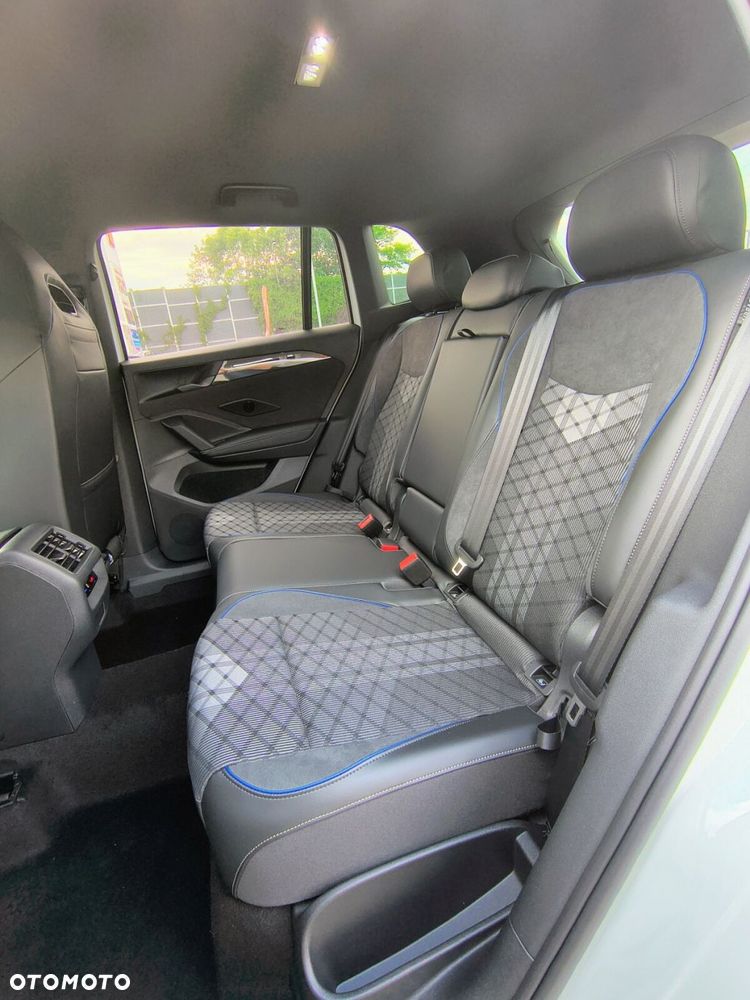 Volkswagen Tiguan - 31
