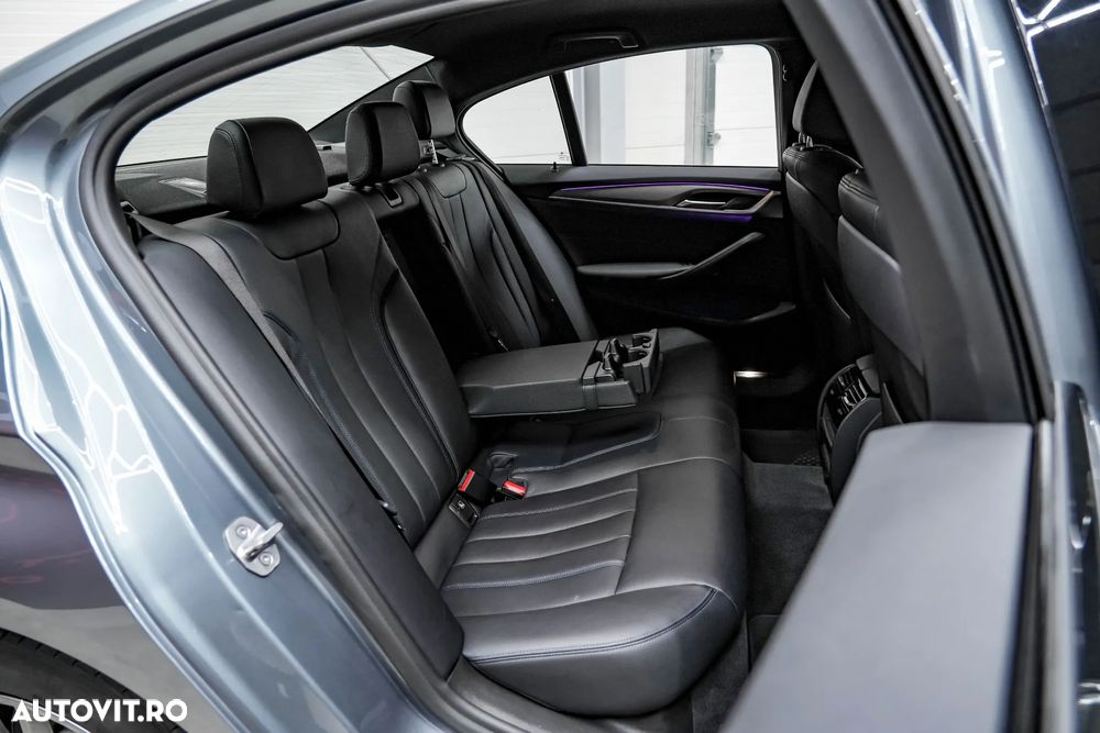 BMW Seria 5 530e Aut. M Sport Edition - 12