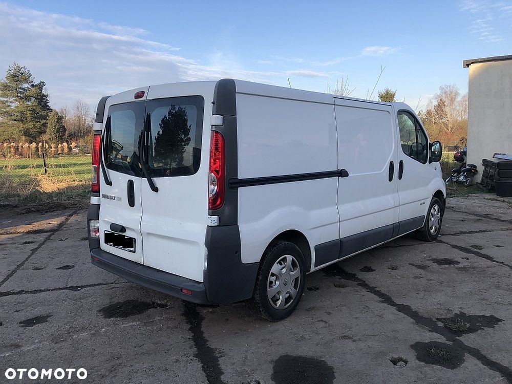 Renault Trafic Blaszak - 2