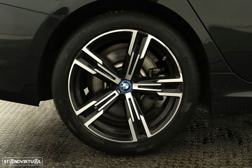 BMW 330 e Touring Pack M Auto - 15