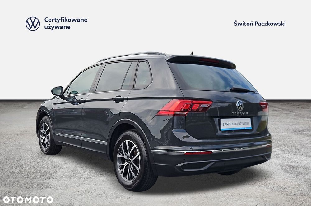Volkswagen Tiguan - 3